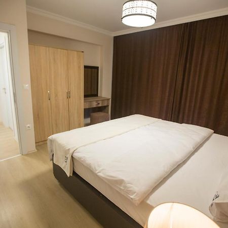 Aparthotel Black Rose Kaşüstü Exteriér fotografie