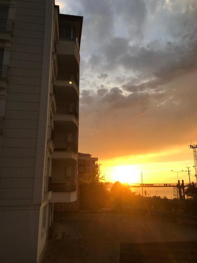 Aparthotel Black Rose Kaşüstü Exteriér fotografie