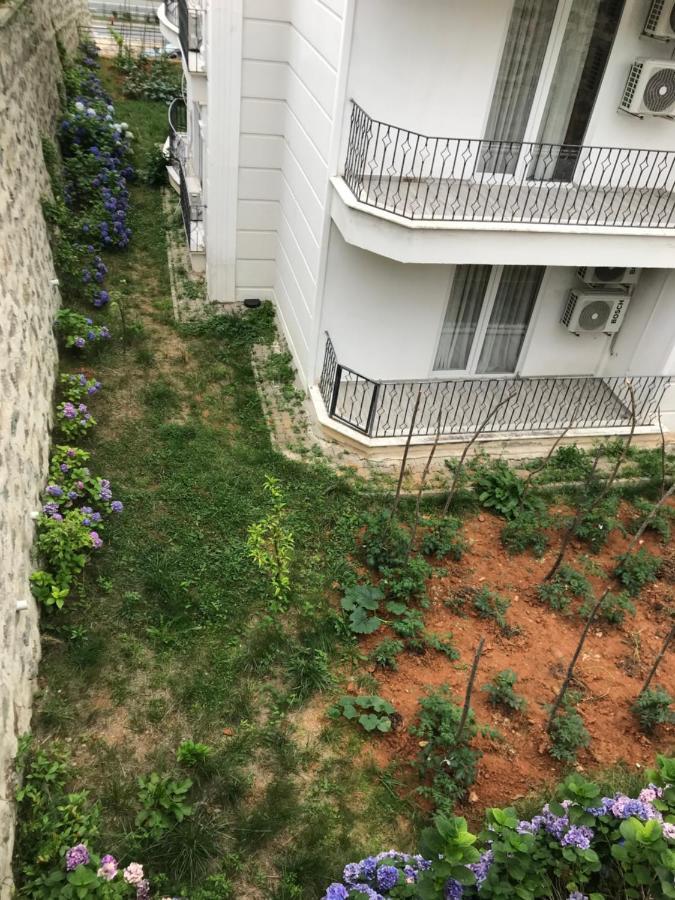 Aparthotel Black Rose Kaşüstü Exteriér fotografie